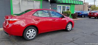 2016 Toyota Corolla LE - Photo 2 - Medford, OR 97501