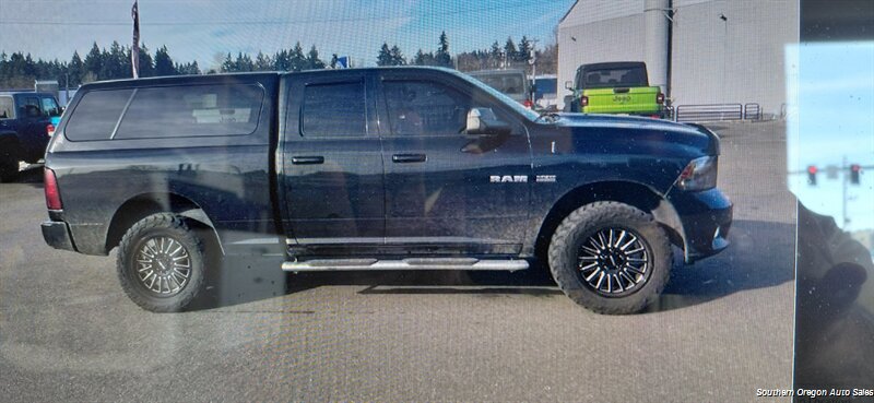 2010 Dodge Ram 1500 SLT Sport   - Photo 1 - Medford, OR 97501