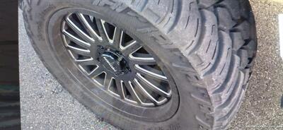 2010 Dodge Ram 1500 SLT Sport - Photo 2 - Medford, OR 97501