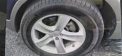 2011 Hyundai Veracruz Limited - Photo 4 - Medford, OR 97501