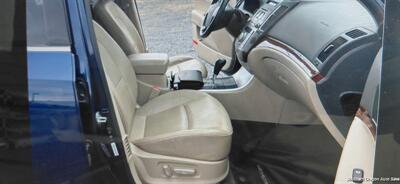 2011 Hyundai Veracruz Limited - Photo 6 - Medford, OR 97501