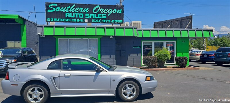 2001 Ford Mustang - Photo 1 - Medford, OR 97501
