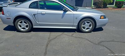 2001 Ford Mustang   - Photo 4 - Medford, OR 97501