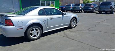 2001 Ford Mustang   - Photo 11 - Medford, OR 97501