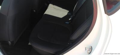 2016 Kia Soul   - Photo 8 - Medford, OR 97501