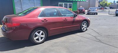 2005 Honda Accord EX w/Leather w/Navi   - Photo 3 - Medford, OR 97501