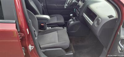 2016 Jeep Compass Sport SE   - Photo 6 - Medford, OR 97501