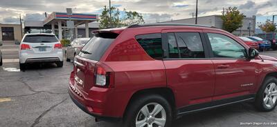 2016 Jeep Compass Sport SE   - Photo 4 - Medford, OR 97501