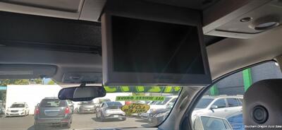 2016 Chevrolet Traverse LT   - Photo 8 - Medford, OR 97501