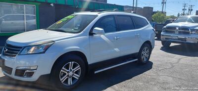 2016 Chevrolet Traverse LT   - Photo 3 - Medford, OR 97501