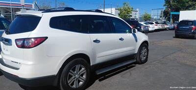 2016 Chevrolet Traverse LT   - Photo 12 - Medford, OR 97501