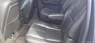 2008 GMC Yukon XL Denali   - Photo 3 - Medford, OR 97501