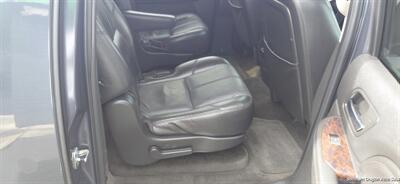 2008 GMC Yukon XL Denali   - Photo 9 - Medford, OR 97501