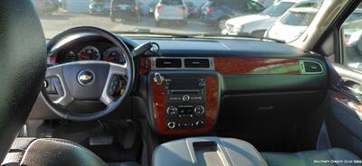 2012 Chevrolet Tahoe LT - Photo 2 - Medford, OR 97501