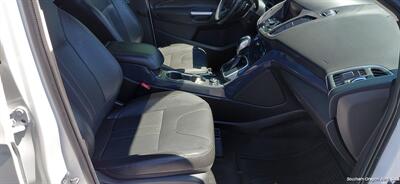 2013 Ford Escape Titanium   - Photo 3 - Medford, OR 97501