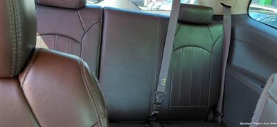 2014 Buick Enclave Leather   - Photo 3 - Medford, OR 97501