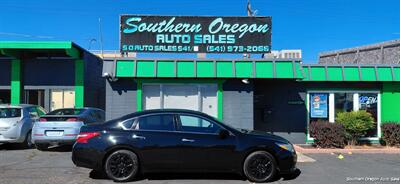 2018 Nissan Altima 2.5 S - Photo 1 - Medford, OR 97501