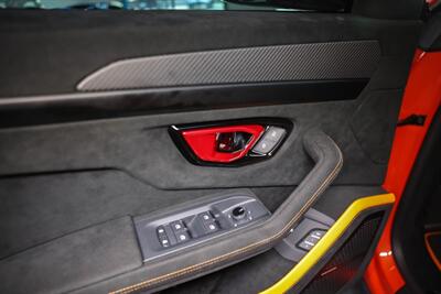 2024 Lamborghini Urus   - Photo 15 - San Diego, CA 92111