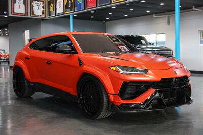 2024 Lamborghini Urus  