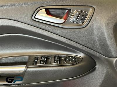 2017 Ford Escape Titanium   - Photo 19 - Kaysville, UT 84037