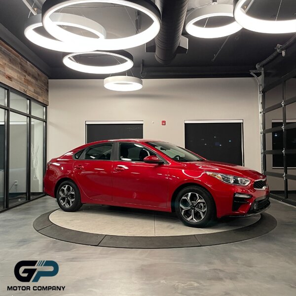 2020 Kia Forte LXS   - Photo 1 - Kaysville, UT 84037