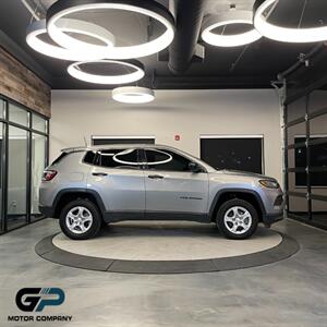 2022 Jeep Compass Sport   - Photo 2 - Kaysville, UT 84037