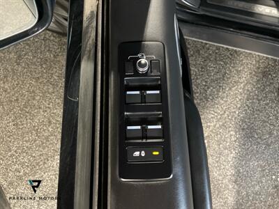 2018 Land Rover Discovery HSE   - Photo 18 - South Salt Lake City, UT 84115