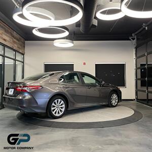 2018 Toyota Camry L   - Photo 3 - Kaysville, UT 84037