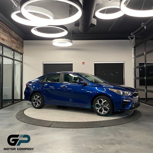 2021 Kia Forte LXS   - Photo 1 - Kaysville, UT 84037