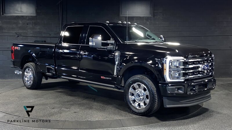 2023 Ford F-350 Lariat   - Photo 1 - South Salt Lake City, UT 84115