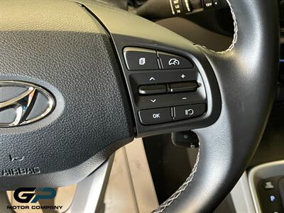 2023 Hyundai Venue SEL   - Photo 11 - Kaysville, UT 84037