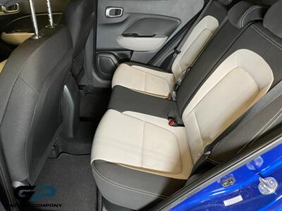 2023 Hyundai Venue SEL   - Photo 21 - Kaysville, UT 84037