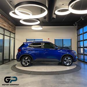 2023 Hyundai Venue SEL   - Photo 2 - Kaysville, UT 84037