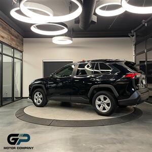 2019 Toyota RAV4 XLE   - Photo 5 - Kaysville, UT 84037