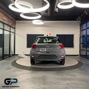 2022 Hyundai Venue SE   - Photo 4 - Kaysville, UT 84037