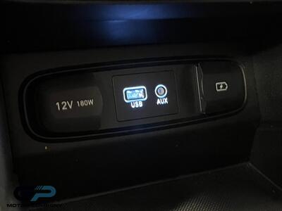 2020 Hyundai Santa Fe SEL   - Photo 16 - Kaysville, UT 84037