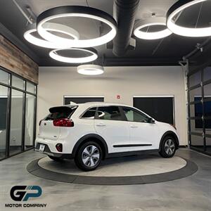 2021 Kia Niro LX   - Photo 3 - Kaysville, UT 84037