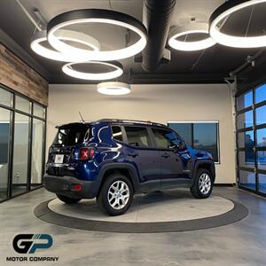 2017 Jeep Renegade Latitude   - Photo 3 - Kaysville, UT 84037