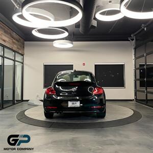 2018 Volkswagen Beetle 2.0T SE   - Photo 4 - Kaysville, UT 84037