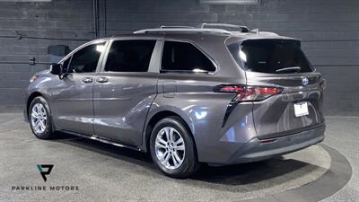 2023 Toyota Sienna Platinum 7 Passenger   - Photo 7 - South Salt Lake City, UT 84115