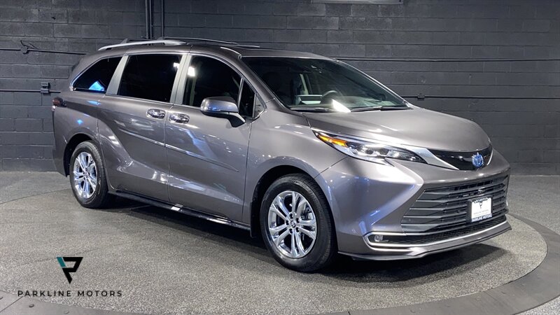 2023 Toyota Sienna Platinum 7 Passenger   - Photo 1 - South Salt Lake City, UT 84115