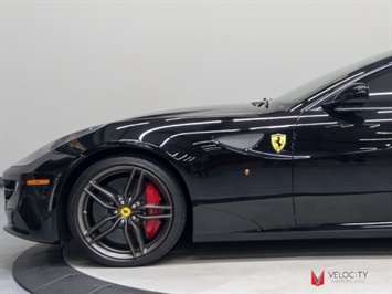 2014 Ferrari FF   - Photo 13 - Nashville, TN 37217