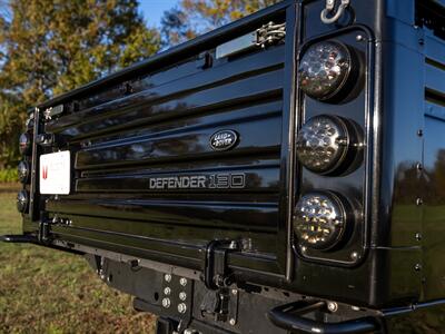 1986 Land Rover Defender V8   - Photo 115 - Nashville, TN 37217