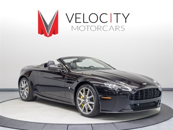 2013 Aston Martin Vantage Roadster   - Photo 2 - Nashville, TN 37217