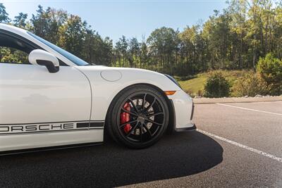 2016 Porsche Cayman GT4   - Photo 115 - Nashville, TN 37217