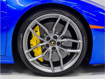 2016 Lamborghini Huracan LP 610-4 Spyder   - Photo 32 - Nashville, TN 37217