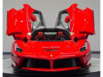 2015 Ferrari LaFerrari   - Photo 54 - Nashville, TN 37217