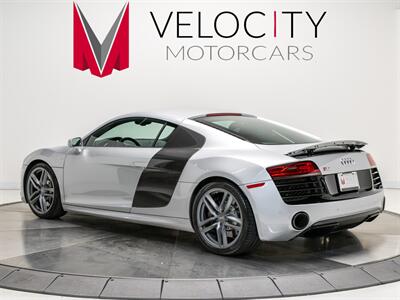 2014 Audi R8 5.2 quattro   - Photo 8 - Nashville, TN 37217