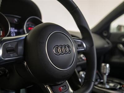 2014 Audi R8 5.2 quattro   - Photo 65 - Nashville, TN 37217