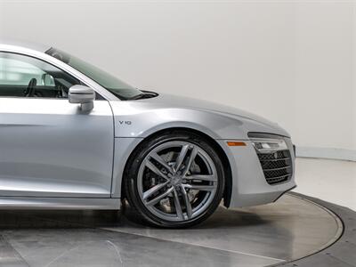 2014 Audi R8 5.2 quattro   - Photo 98 - Nashville, TN 37217